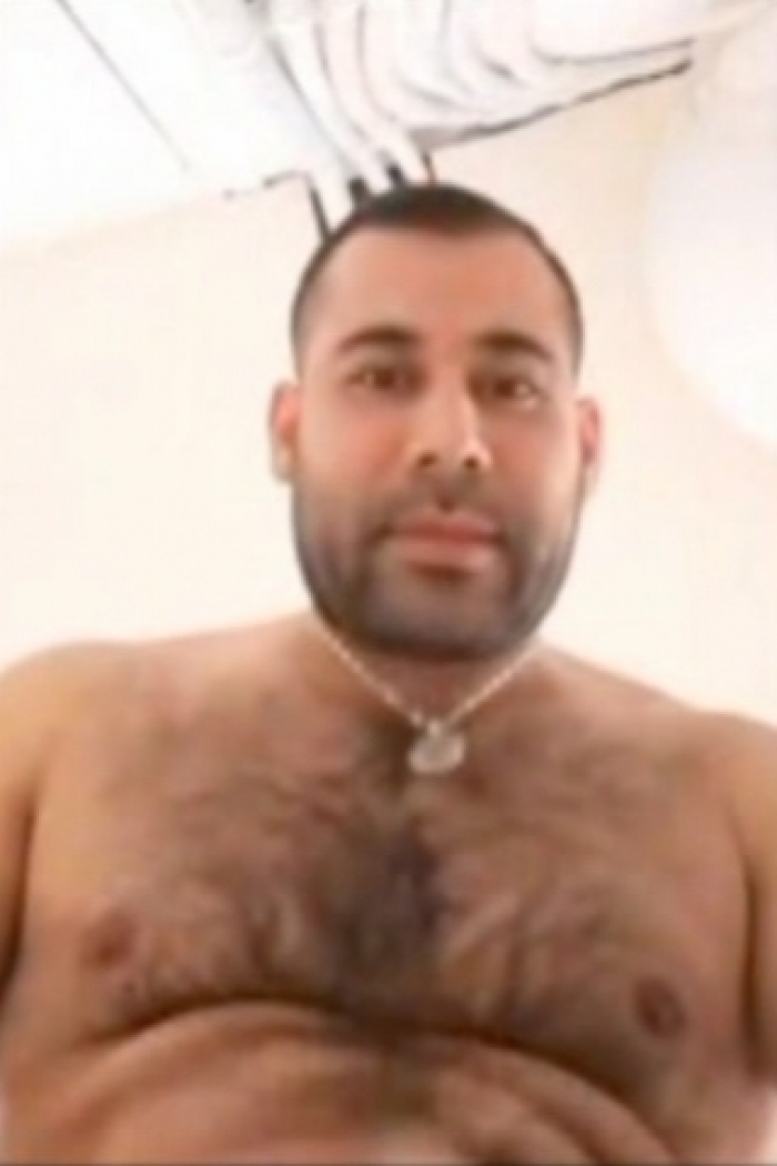 Casting-63 - naked turkish man who masturbates naked in cellar. (id1479)