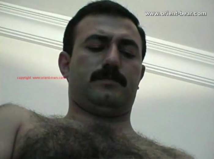 Hasan B - a Naked Kurdish **** with a totally hairy Body. (id600)