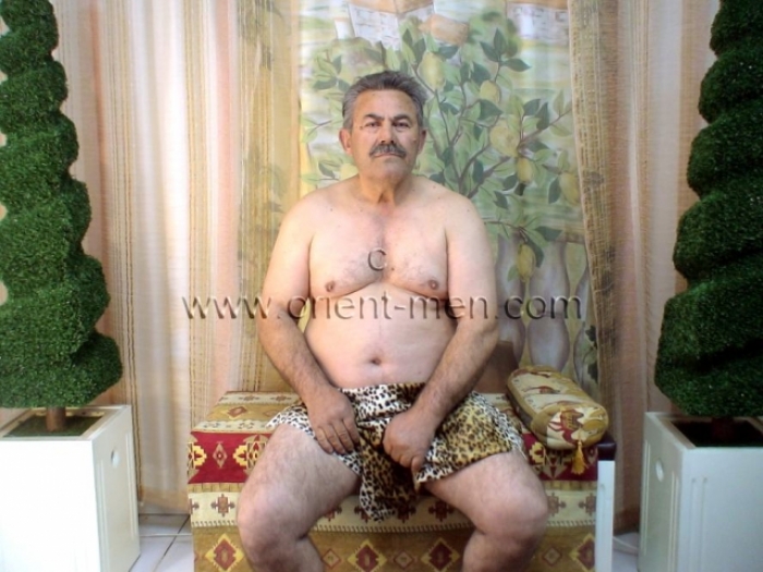 Oender - a older turkish Silverdaddy in a Turkish **** P****o Series. (id62)