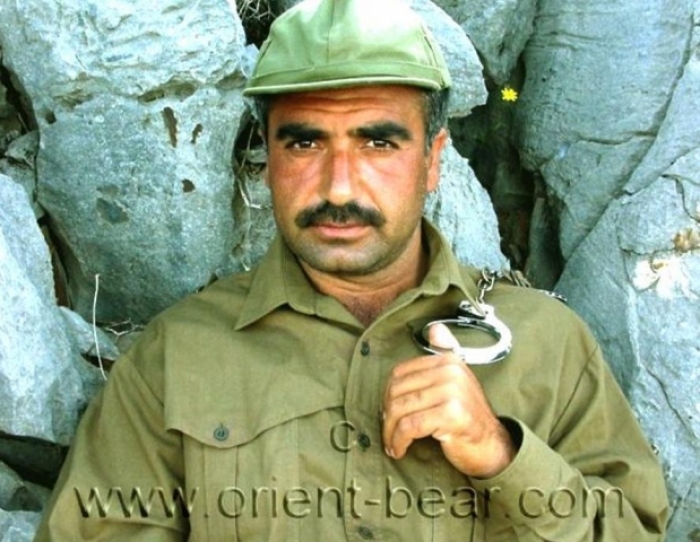 Ali S. - a young Kurdish Man  in a Oldy Kurdish **** P****o Series. (id687)
