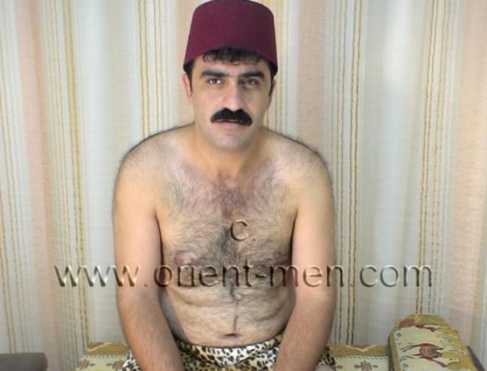 Tufan - a hairy naked kurdish Man in a Kurdish **** P****o Series. (id599)