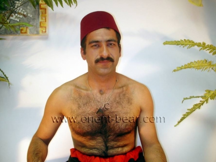 Veley - a naked very Hairy Iranian Man in a Oldy Kurdish **** Video. (id707)