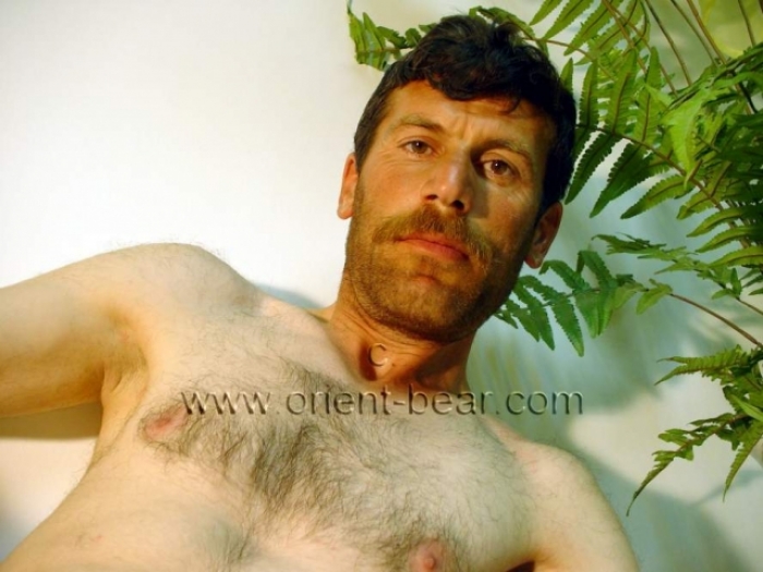 Erol - a Naked Kurdish Man in a Oldy Kurdish **** Video. (id834)