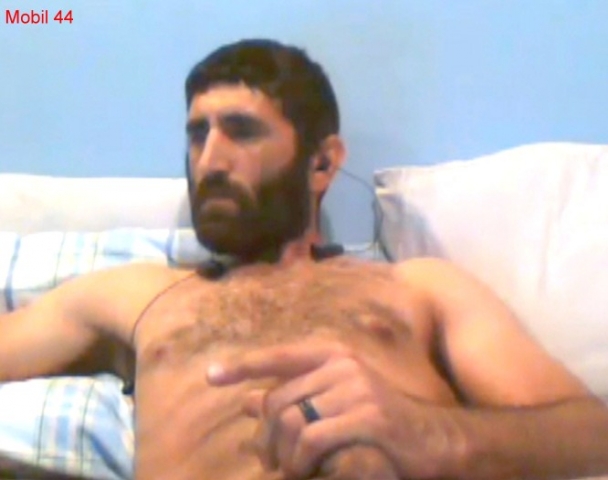 Mobil-40 - is a very erotic Iraqi Kurdish Man...