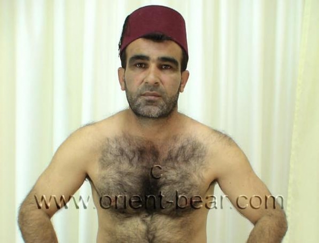 Safak - a very hairy Naked Kurdish Man shows his Butt in Doggy Position in a Kurdish **** Video. (id326)