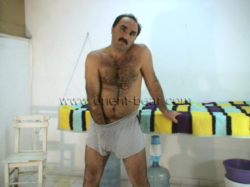 Abbas - a naked very hairy Turkish **** shows Ass in Doggy Style. (id439)