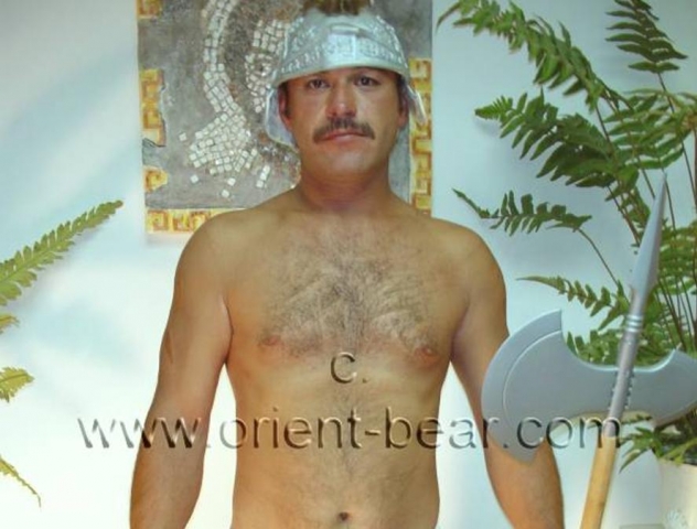 Ihsan R. -  a Naked Kurdish Man shows his Ass in Doggy Style in a **** oldy Kurdish **** Video. (id452)