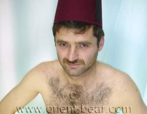 Rizvan - a horny haired Naked Turkish Man with a **** **** in a Oldy Turkish **** Video. (id496)