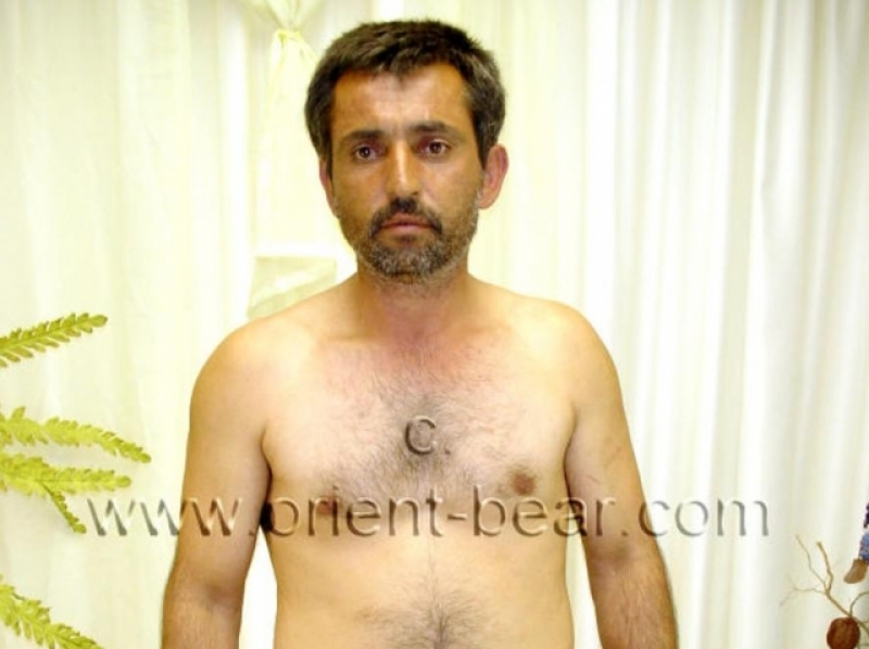 Sadettin - a Naked Turkish Farmer with a horny hairy Ass and a totally shaved ****. (id115)