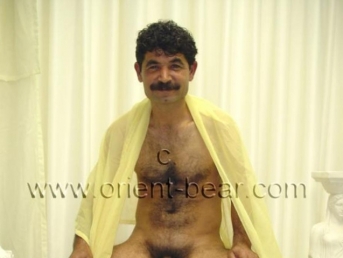 Harun - a young Naked Turkish **** with a thick very hairy **** shows his crunchy Ass in Doggy Style. (id127)