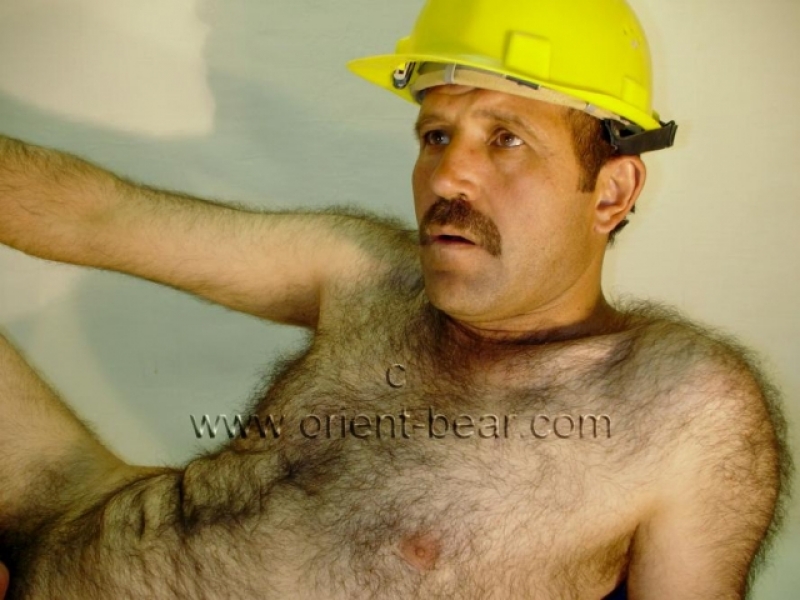 Serda - a very hairy Naked Turkish Man is hairy like a Monkey. (id145)