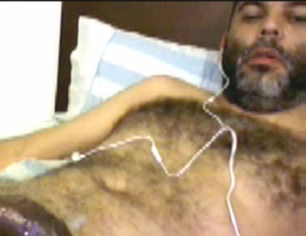 Mobil-74 - a very hairy Naked Turkish **** lies in Bed and has a lot of Cum at ****. (id1450)