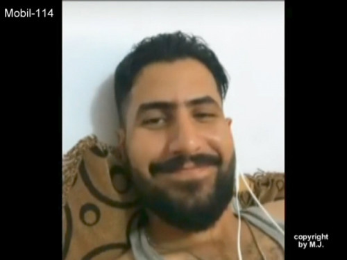 Mobil-114 - in this turkish **** video you can see a young turkish man with a big **** jerking off.