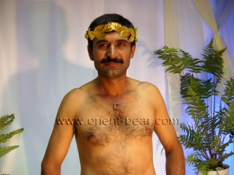 Muhittin - a Naked Kurdish Man with a always stiff **** in a oldy Kurdish **** Video. (id260)