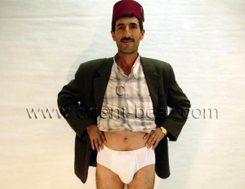 Sevket - a big Naked Kurdish Man with a totally shaved big **** wanks. (id276)
