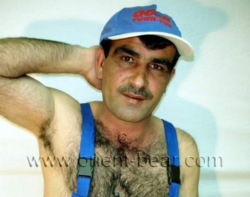Safak - a naked very Hairy Kurdish Man with a intense ****. (id337)