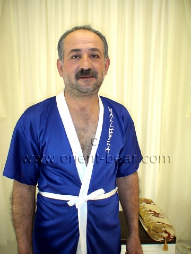 Java - a sexy Hairy Naked Turkish Daddy with a lot of Pressure during his Cums****. (id381)