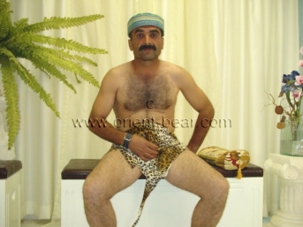 Oemuer - a small handsome Naked Hairy Turk with a big hard ****. (id39)