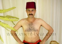 Duran I. - a young Naked Kurdish **** with a big **** jerks off in my Studio in a Kurdish **** Video. (id41)