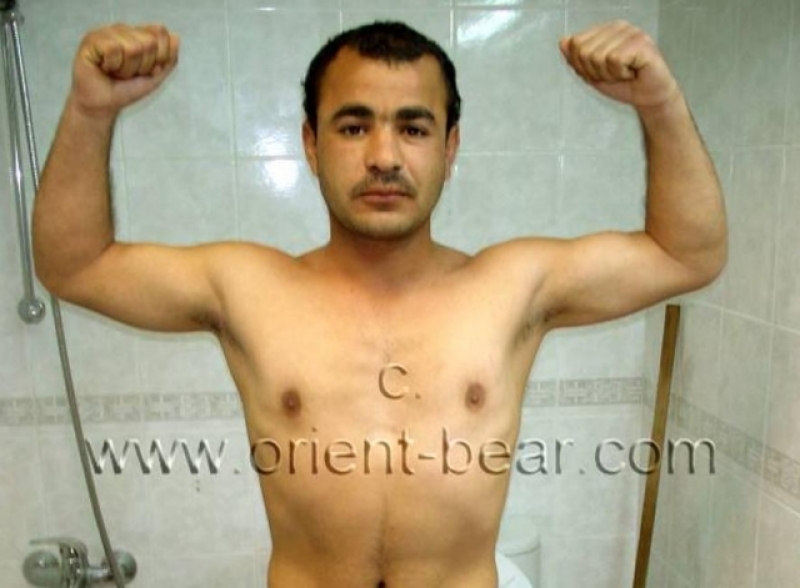 Musa - a sporty young Turkish Man with a big **** jerks naked in a Turkish **** Video. (id414)
