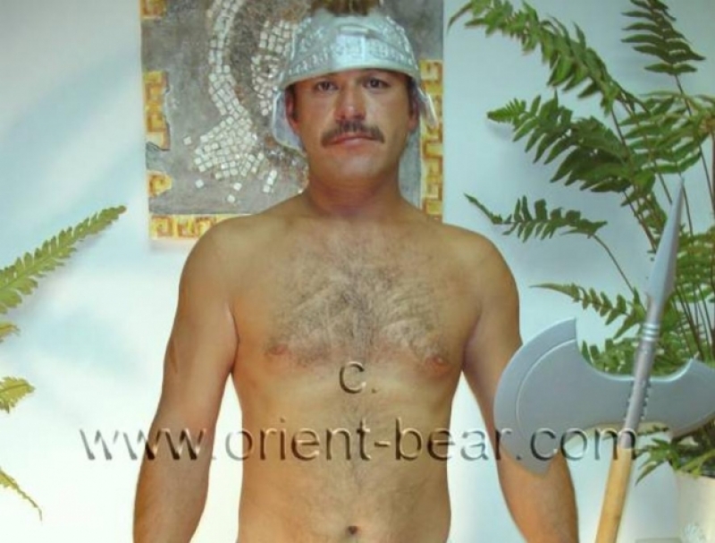 Ihsan R. -  a Naked Kurdish Man shows his Ass in Doggy Style in a **** Oldy Kurdish **** Video. (id452)