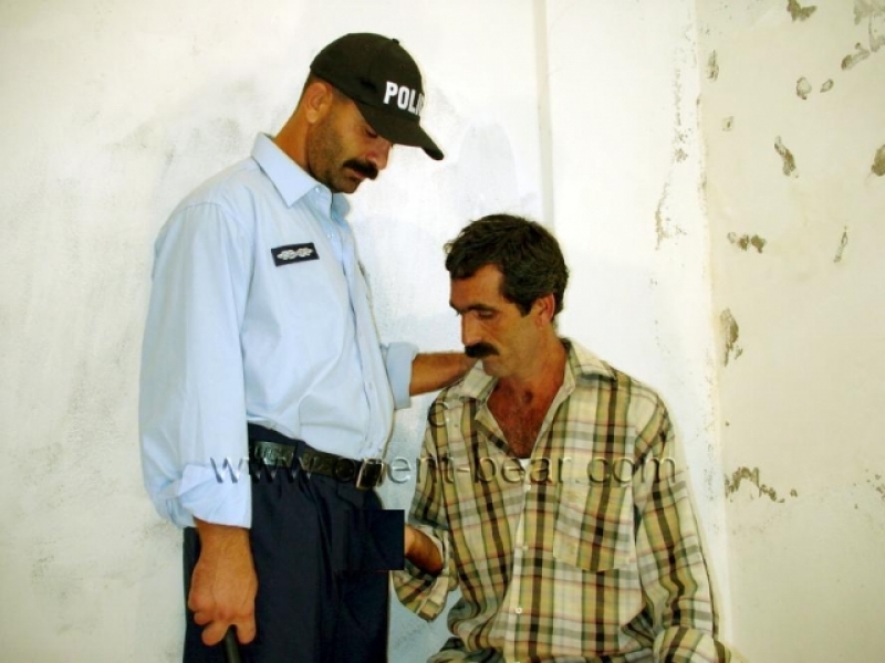 Hasret - a Police Officer fucking a Thief in a Kurdish **** Video. (id512)