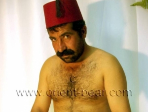 Remzi - a **** Naked Kurdish **** from Iraq w