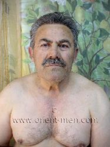 Oender - a older naked turkish Silverdaddy with hard **** in a turkish **** Video. (id62)