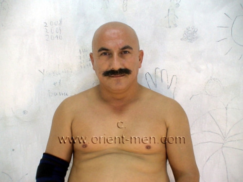 Rami - a Naked Turkish Construction Worker jerks off in jail. (id629)