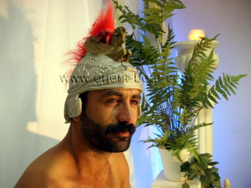 Hasret - he play a Roman Legionnaire wanking with very intense **** (Id634)