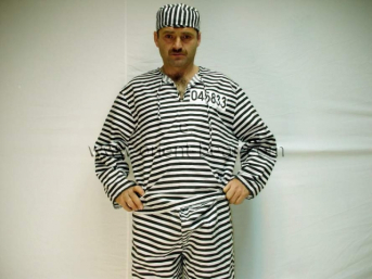 Rizvan - a Naked Turkish Prisoner with a beautiful hairy Body jerk off in a Turkish **** Video. (id659)