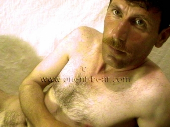 Erol - a Naked Kurdish Turk with a totally shaved **** in a Oldy Kurdish **** Video. (id864)