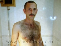 Pala - a very Hairy Turk is naked in the Bathroom and shaved his ****. (id876)