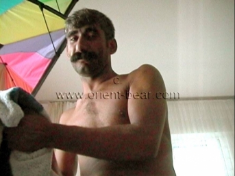 Ismael M. - a Naked Kurdish Man with a long **** wanks in a Oldy Kurdish **** Video. (id928)